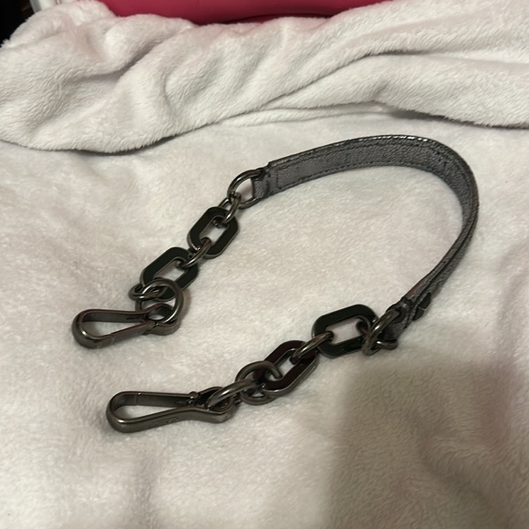 Rare Limited Edition Studded Metallic Coach Shoulder bag - Picture 9 of 9